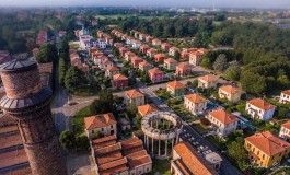 Tour speciali 25 APRILE e 1 MAGGIO 2024 a Crespi d'Adda: visita nella Centrale Idroelettrica e nella Fabbrica